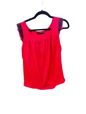 The Limited Red Sleeveless Top With Black Lace Accents Womens Medium1937